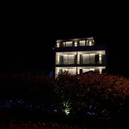 Eva Golem (Tirana)