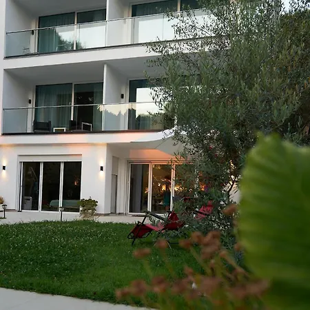 Lejlighedshotel Eva *