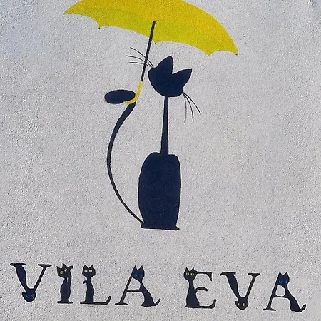 Eva * Golem (Tirana)