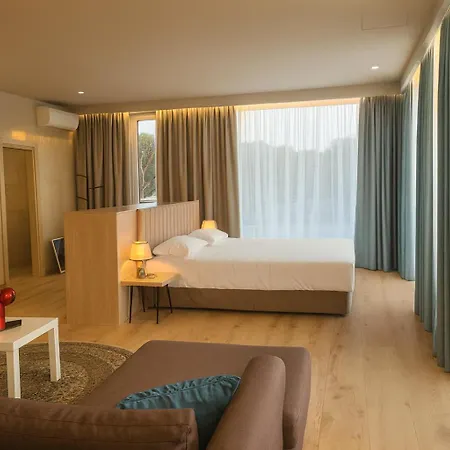 Eva Aparthotel 4*