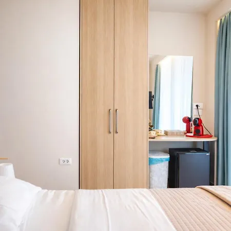 Eva Aparthotel Golem (Tirana)