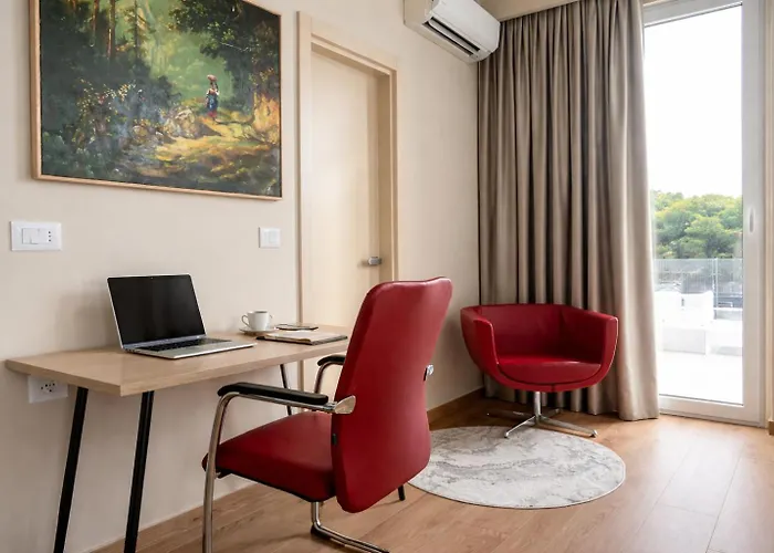 Eva 公寓式酒店 格勒姆